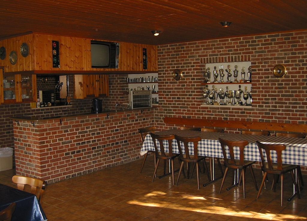 ホテル Reiterhof Wollesen Süderlügum エクステリア 写真